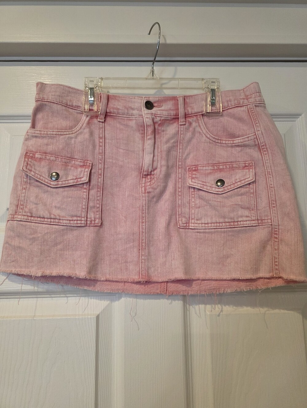 Womans Aerie Pink Denim Mini Skirt with Front Patch Pockets And Raw Hem Size Med